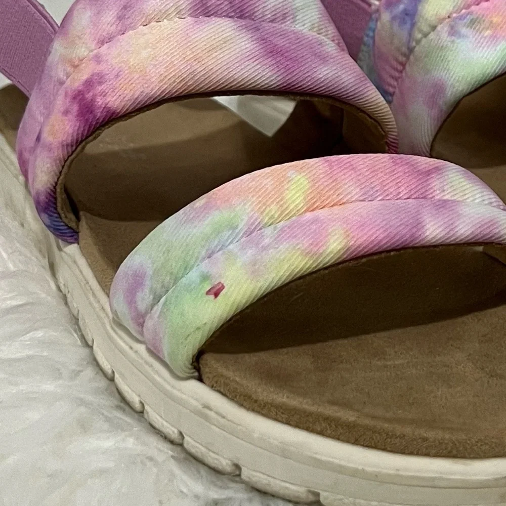 💗 Cat & Jack -‎ Girls Tie Dye Slip on Sandals